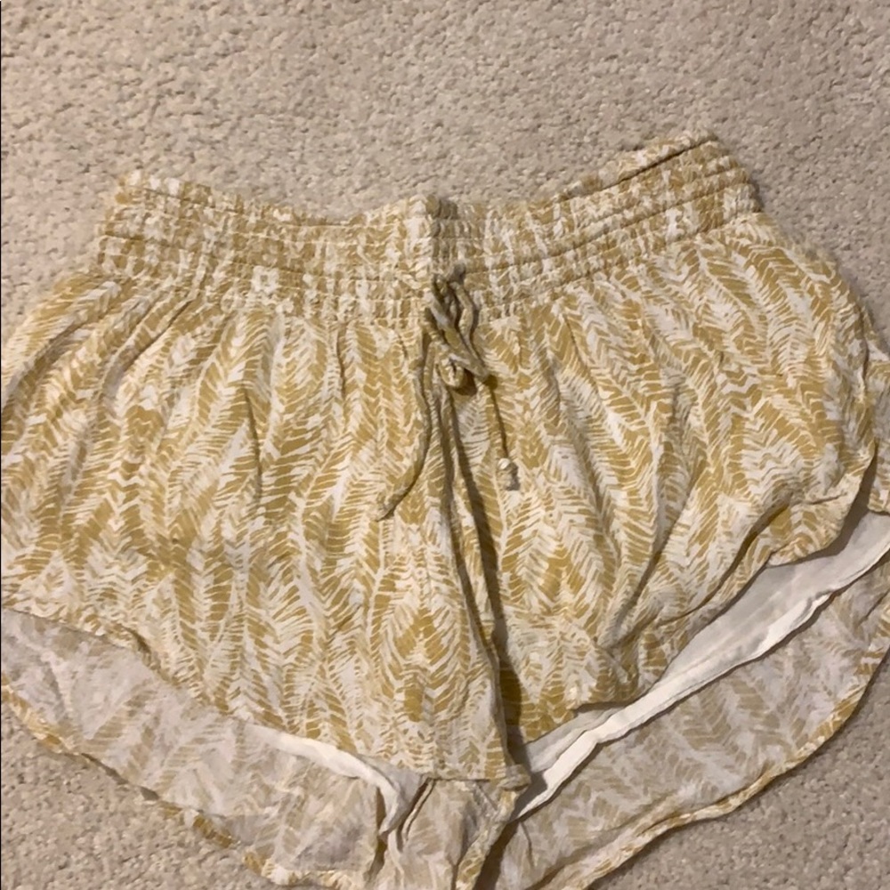 O’Neill flowey shorts